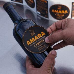 amara caroni