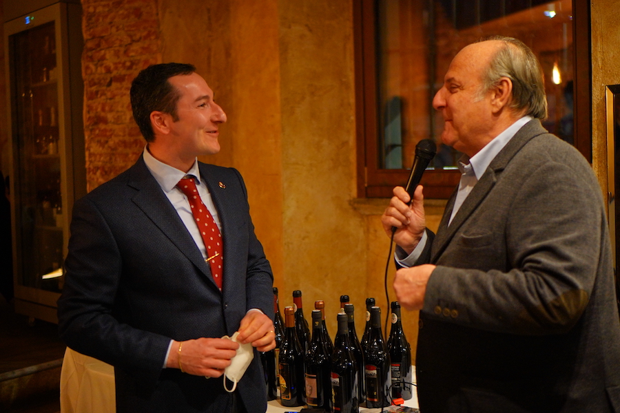 ButtafuocoStoricoDavideCalvieGerryScotti_testo