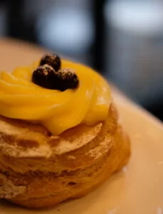 Zeppola, Pasticceria Leopoldo
