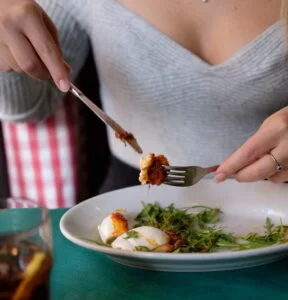 Mozzarella ripiena di ragù, Tandem