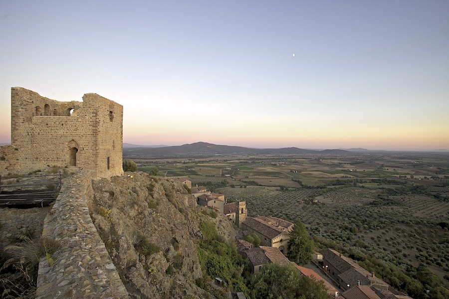 Consorzio-Maremma-Toscana_Castello-di-Montemassi_evidenza.jpg