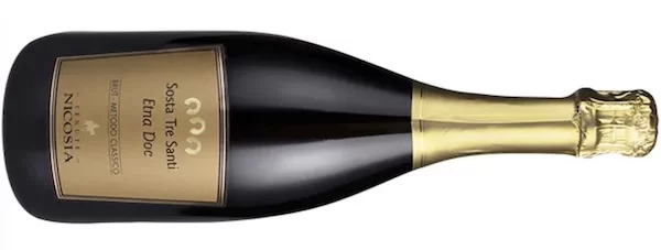 Sosta-Tre-Santi-Brut-Metodo-Classico_bolleinvigna_tenutenicosia
