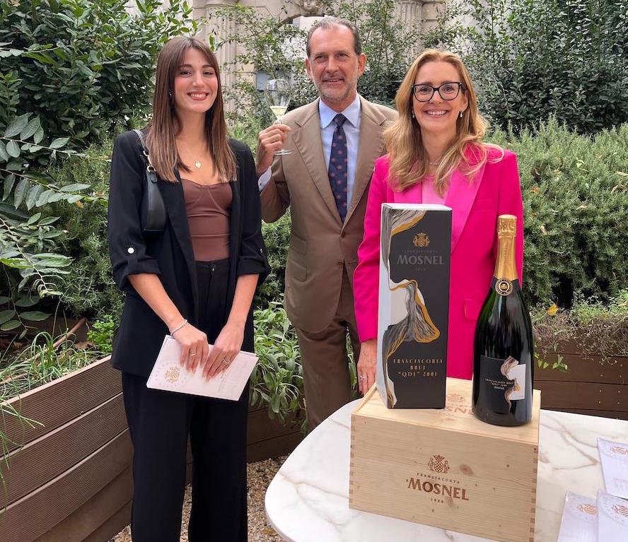 Lisa Perbellini, Giulio e Lucia Barzanò_mosnel_etichetta_testo2