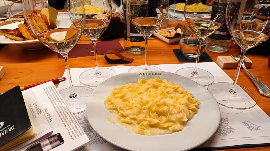 Fettuccine all'Alfredo_provveditore_testo_